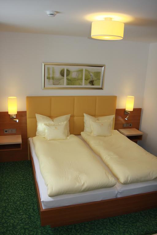 Hotel Sonnenhof Timelkam Luaran gambar
